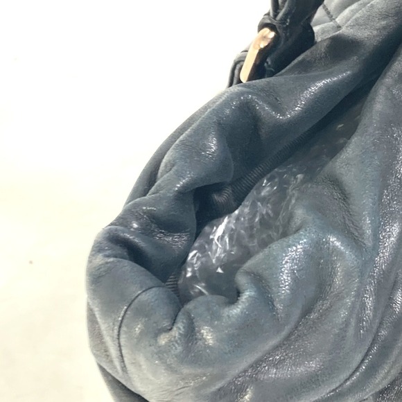 CHANEL Black Shoulder Bag - Picture 11 of 15